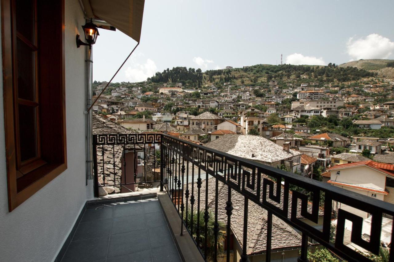 Hotel Sarajet 1821 Gjirokaster Exterior photo