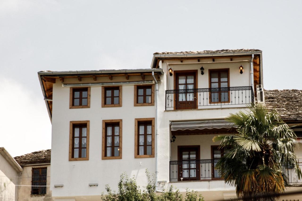 Hotel Sarajet 1821 Gjirokaster Exterior photo