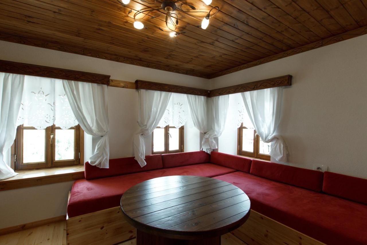 Hotel Sarajet 1821 Gjirokaster Exterior photo