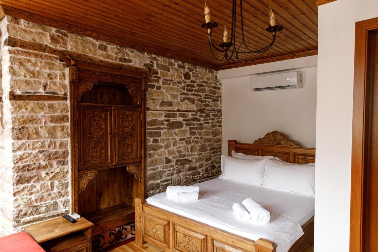 Hotel Sarajet 1821 Gjirokaster Exterior photo